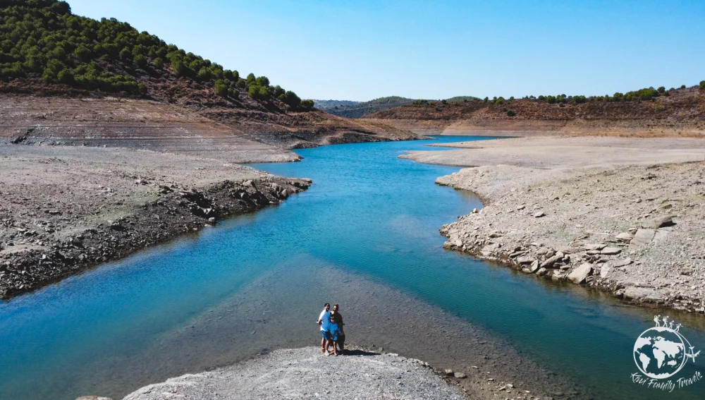 nous-lac-drone-odeleite