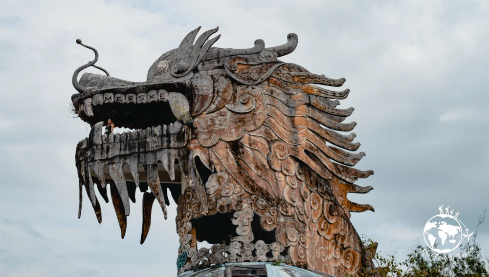 parc-abandonnee-tete-dragon-melo